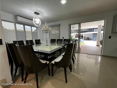 Casa de 5 alcobas en arriendo en Bocono, Cúcuta, 246 m² · foto 12 de 20