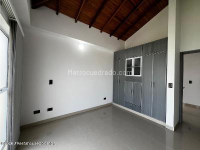Casa de 5 alcobas en arriendo en Bocono, Cúcuta, 246 m² · foto 15 de 20