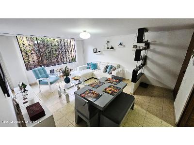 Apartamento de 3 alcobas en venta en Cedritos, Bogotá, 83 m² · foto 2 de 18
