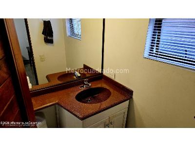 Apartamento de 3 alcobas en venta en Cedritos, Bogotá, 83 m² · foto 14 de 18