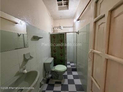 Casa de 5 alcobas en venta en 20 De Julio, Bogotá, 360 m² · foto 8 de 20