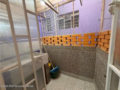 Casa de 5 alcobas en venta en 20 De Julio, Bogotá, 360 m² · foto 11 de 20