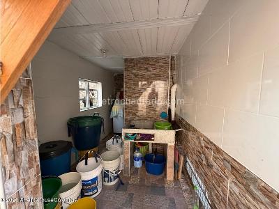 Casa de 5 alcobas en venta en 20 De Julio, Bogotá, 360 m² · foto 17 de 20