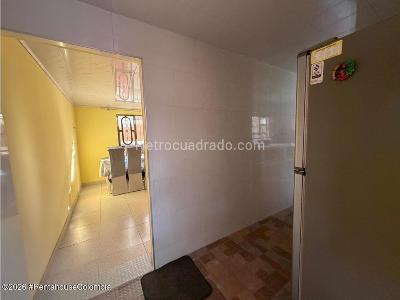 Casa de 5 alcobas en venta en 20 De Julio, Bogotá, 360 m² · foto 18 de 20
