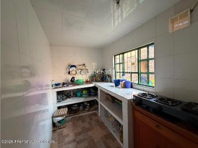 Casa de 5 alcobas en venta en 20 De Julio, Bogotá, 360 m² · foto 19 de 20