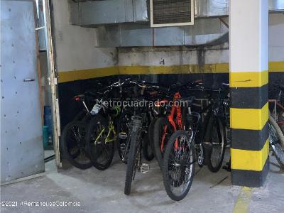Apartamento de 1 alcoba en arriendo en Marly, Bogotá, 50 m² · foto 14 de 20