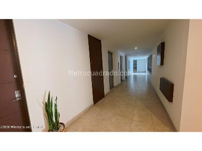 Apartamento de 3 alcobas en arriendo en Caobos Salazar, Bogotá, 81 m² · foto 3 de 19