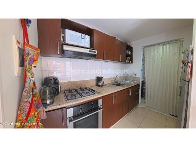 Apartamento de 3 alcobas en arriendo en Caobos Salazar, Bogotá, 81 m² · foto 10 de 19