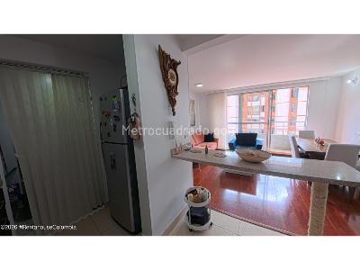 Apartamento de 3 alcobas en arriendo en Caobos Salazar, Bogotá, 81 m² · foto 11 de 19