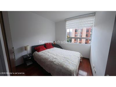 Apartamento de 3 alcobas en arriendo en Caobos Salazar, Bogotá, 81 m² · foto 15 de 19