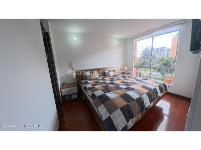 Apartamento de 3 alcobas en arriendo en Caobos Salazar, Bogotá, 81 m² · foto 17 de 19
