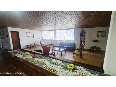 Apartamento de 2 alcobas en venta en Los Andes, Bogotá, 71 m² · foto 3 de 14