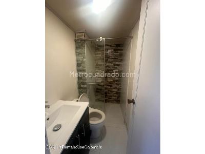 Apartamento de 3 alcobas en venta en San Luis Teusaquillo, Bogotá, 56 m² · foto 10 de 19