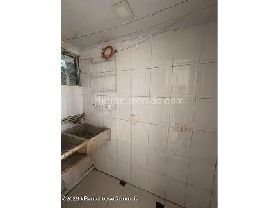 Apartamento de 3 alcobas en venta en San Luis Teusaquillo, Bogotá, 56 m² · foto 6 de 19