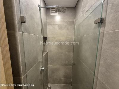Apartamento de 1 alcoba en arriendo en Bosque De Pinos, Bogotá, 30 m² · foto 10 de 19