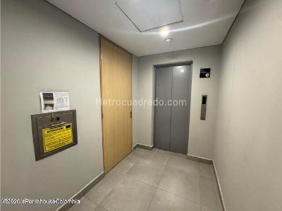 Apartamento de 1 alcoba en arriendo en Bosque De Pinos, Bogotá, 30 m² · foto 11 de 19