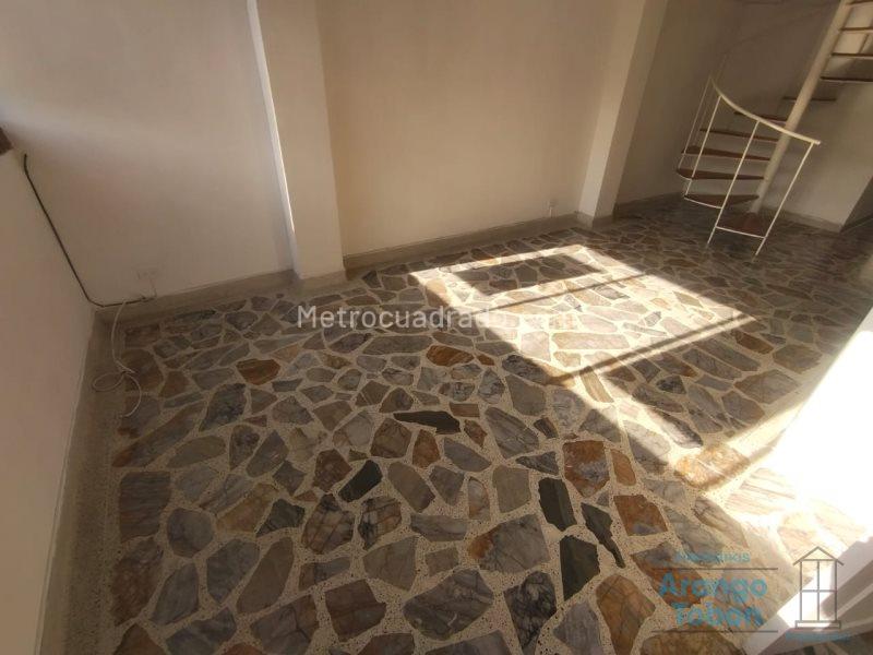 Elegant 3BR Apartment in Suramericana - 2