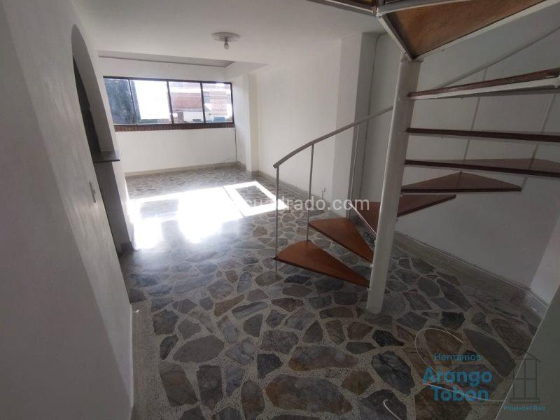 Elegant 3BR Apartment in Suramericana - 8