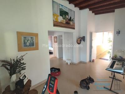 Apartamento de 4 alcobas en arriendo en San Joaquin, Medellín, 103 m² · foto 11 de 17