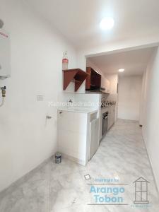 Apartamento en venta en Castropol, Medellín · foto 7 de 19
