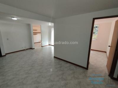 Apartamento en venta en Castropol, Medellín · foto 3 de 19