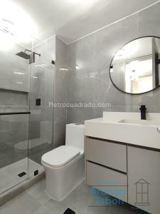 Apartamento de 3 alcobas en arriendo en El Tesoro, Medellín, 150 m² · foto 13 de 18