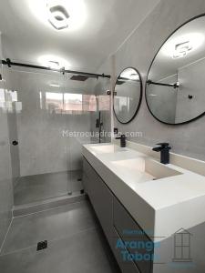 Apartamento de 3 alcobas en arriendo en El Tesoro, Medellín, 150 m² · foto 17 de 18