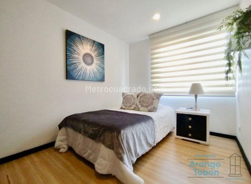 3BR Apartment for Rent in El Poblado with Balcony View - 9