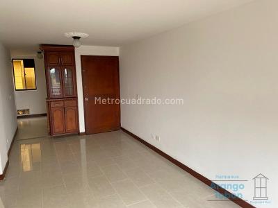 Apartamento de 3 alcobas en arriendo en San Joaquin, Medellín, 80 m² · foto 2 de 15