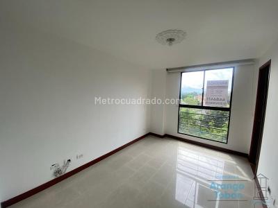 Apartamento de 3 alcobas en arriendo en San Joaquin, Medellín, 80 m² · foto 8 de 15