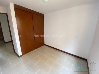 Apartamento de 3 alcobas en arriendo en San Joaquin, Medellín, 80 m² · foto 12 de 15