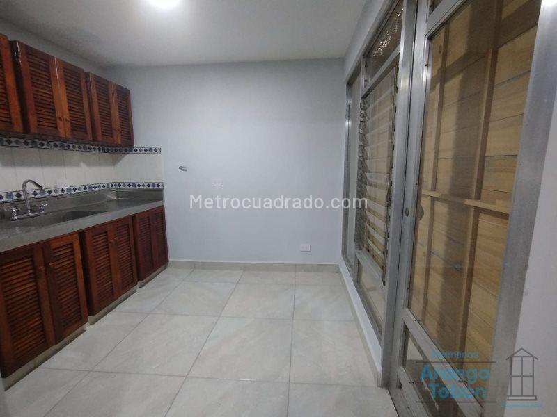 Impressive 3BR Apartment in Conquistadores - 9