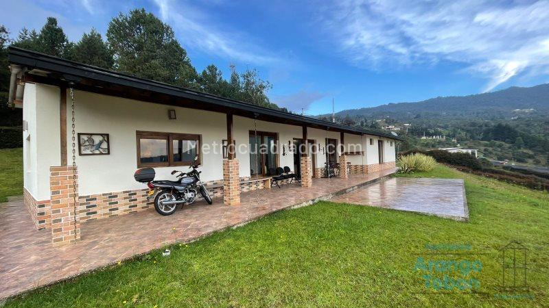 Beautiful House for Rent or Sale in La Catedral - 5