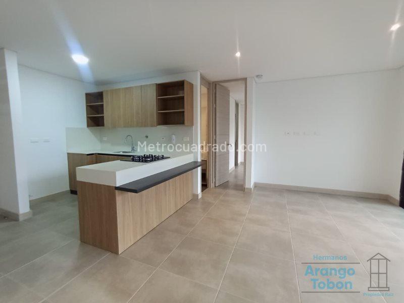 Apartamento Nuevo de 1 Alcoba con Balcón en El Poblado (Piso 11) - 3