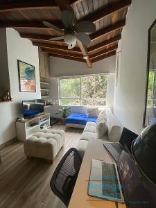 Apartamento de 2 alcobas en venta en La Castellana, Medellín, 76 m² · foto 2 de 15