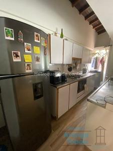 Apartamento de 2 alcobas en venta en La Castellana, Medellín, 76 m² · foto 5 de 15