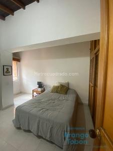 Apartamento de 2 alcobas en venta en La Castellana, Medellín, 76 m² · foto 8 de 15