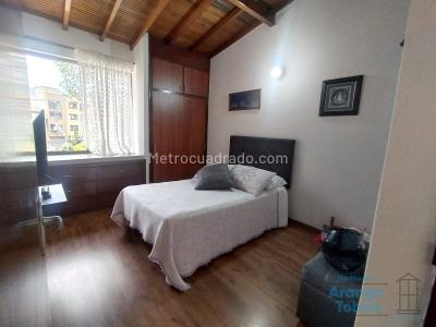 Casa de 5 alcobas en venta en La Castellana, Medellín, 215 m² · foto 6 de 19