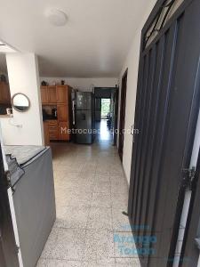Casa de 5 alcobas en venta en La Castellana, Medellín, 215 m² · foto 13 de 19