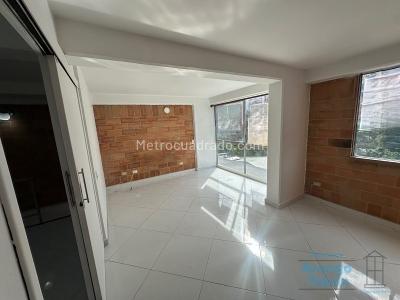 Apartamento de 2 alcobas en arriendo en Santa Maria De Los Angeles, Medellín, 65 m² · foto 3 de 8