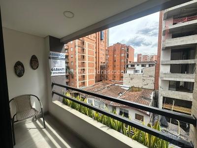 Apartamento de 2 alcobas en arriendo en Conquistadores, Medellín, 85 m² · foto 5 de 12