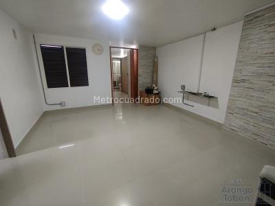 Apartamento de 3 alcobas en arriendo en El Velodromo, Medellín, 95 m² · foto 3 de 20