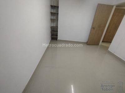 Apartamento de 3 alcobas en arriendo en El Velodromo, Medellín, 95 m² · foto 11 de 20
