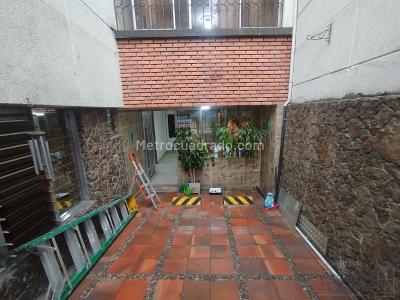 Apartamento de 3 alcobas en arriendo en El Velodromo, Medellín, 95 m² · foto 18 de 20