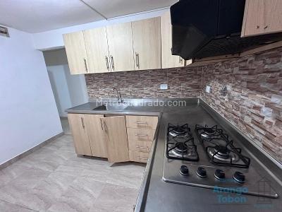 Apartamento de 2 alcobas en arriendo en Floridanueva, Medellín, 55 m² · foto 9 de 11