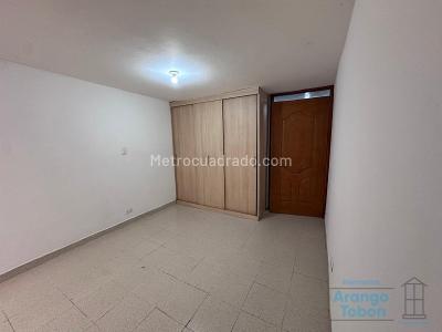 Apartamento de 2 alcobas en arriendo en Floridanueva, Medellín, 55 m² · foto 11 de 11