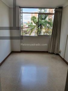 Apartamento de 3 alcobas en venta en Estadio, Medellín, 68 m² · foto 10 de 16