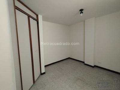 Apartamento en arriendo en Calasanz, Medellín · foto 5 de 17