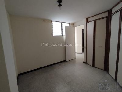 Apartamento en arriendo en Calasanz, Medellín · foto 6 de 17
