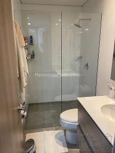Apartaestudio en arriendo en El Poblado, Medellín, 67 m² · foto 4 de 8